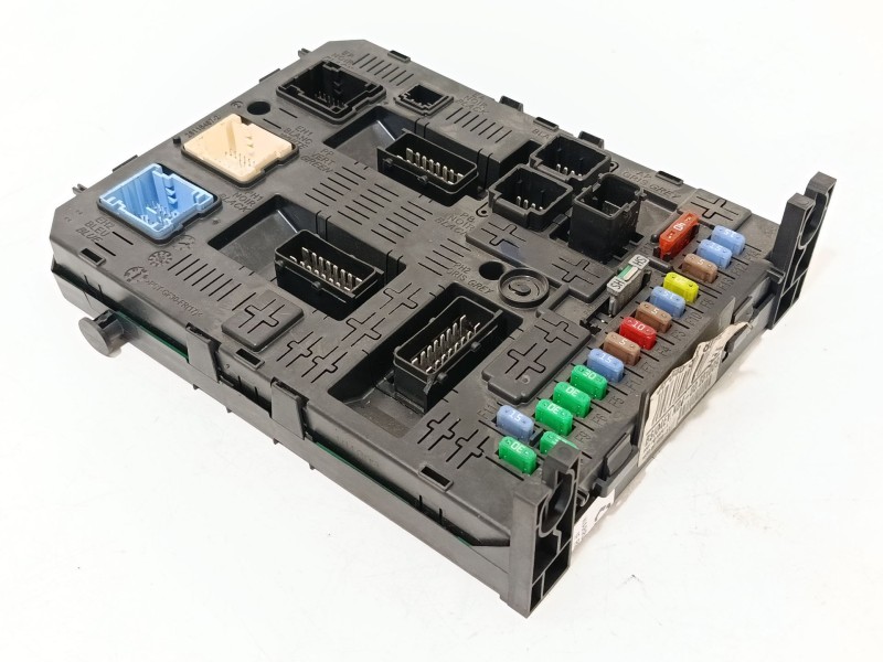 CAJA RELES / FUSIBLES 966405908002 657062 