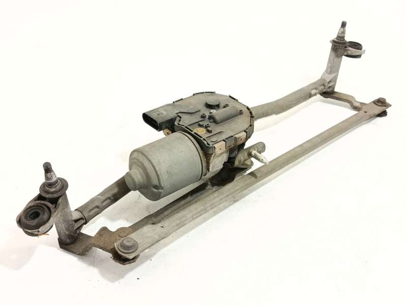 MOTOR LIMPIA DELANTERO 8P1955023K 3397021009
