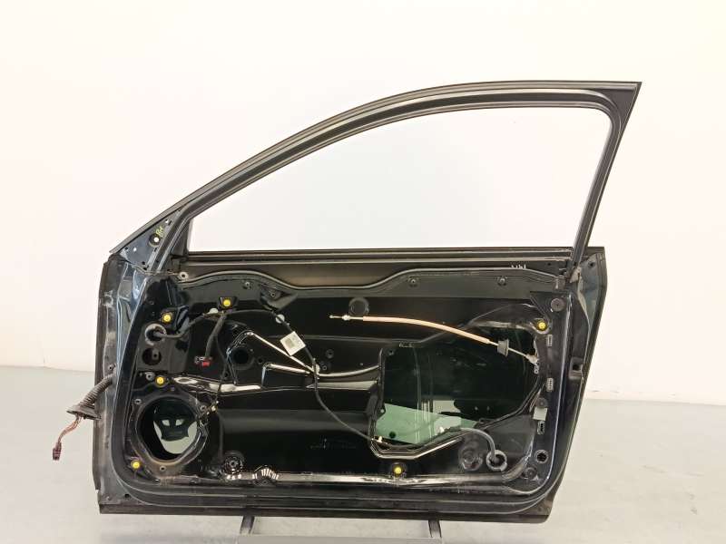 Recambio de puerta delantera derecha para audi a3 (8p1) 2.0 tdi 16v referencia OEM IAM 8P3831052D - Negro 4