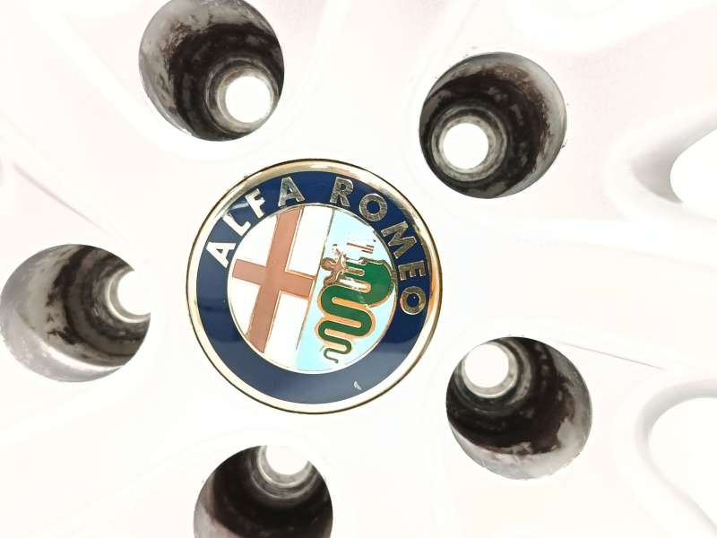 Recambio de llanta para alfa romeo giulietta (940_) 2.0 jtdm (940.fxl1a) referencia OEM IAM 156093270 156095144 - Blanco 4