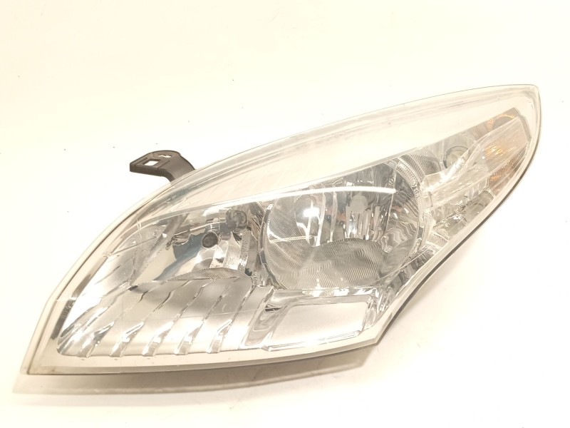 FARO IZQUIERDO 260607449R 130702310000