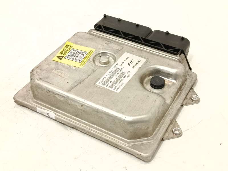 Recambio de centralita motor uce para alfa romeo giulietta (940_) 1.4 tb (940fxb1a, 940fxb11) referencia OEM IAM 51896767 - Rojo 3