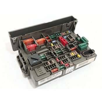 CAJA RELES / FUSIBLES 61149119447 9119447 