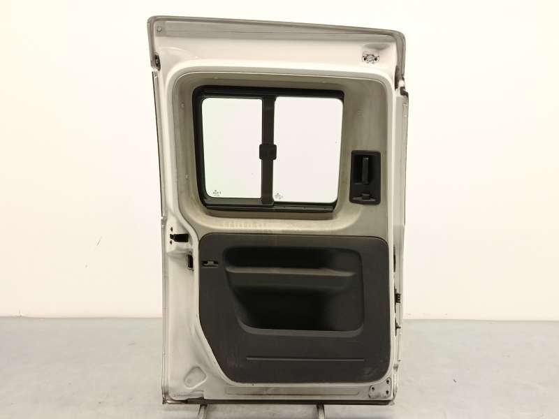 Recambio de puerta lateral corredera izquierda para volkswagen caddy iv monospace (sab, saj) 1.4 tgi cng referencia OEM IAM 2K38 - Blanco 4