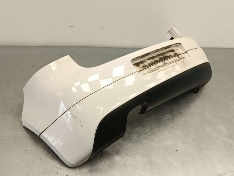 Recambio de paragolpes trasero para volkswagen golf v (1k1) 2.0 gti referencia OEM IAM 1K6807417GRU - Blanco 2