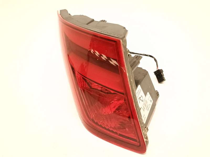 Recambio de piloto trasero derecho interior para peugeot 308 ii (lb_, lp_, lw_, lh_, l3_) 1.2 thp 110 referencia OEM IAM 9677818 - Blanco 2