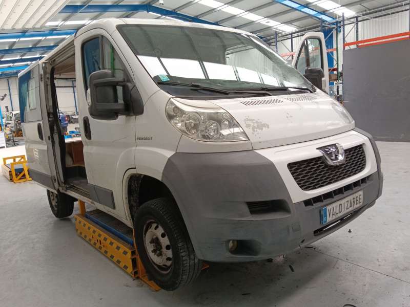 PEUGEOT BOXER FURGONETA