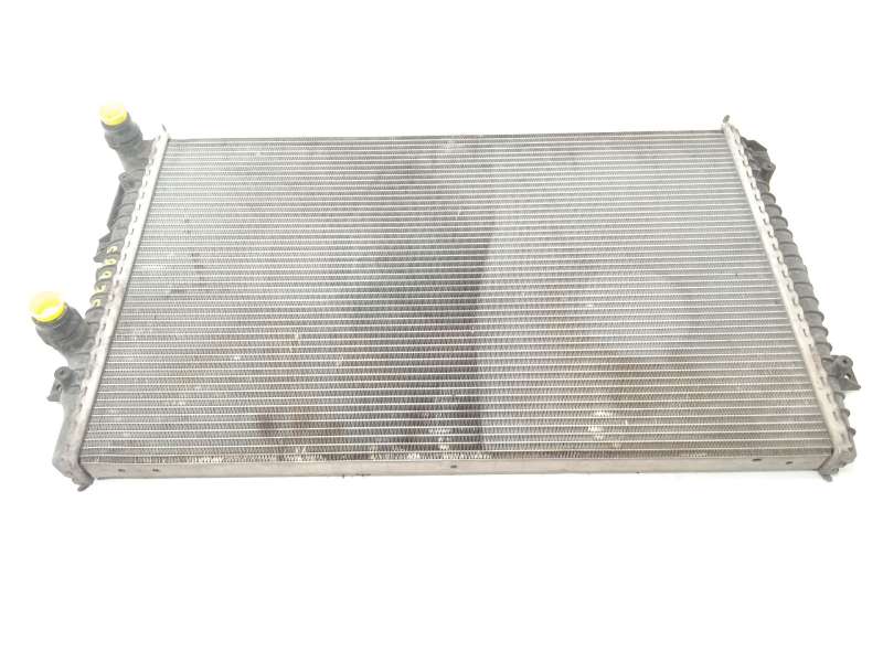 Recambio de radiador agua para volkswagen caddy iv monospace (sab, saj) 1.4 tgi cng referencia OEM IAM 5K0121253H - Blanco