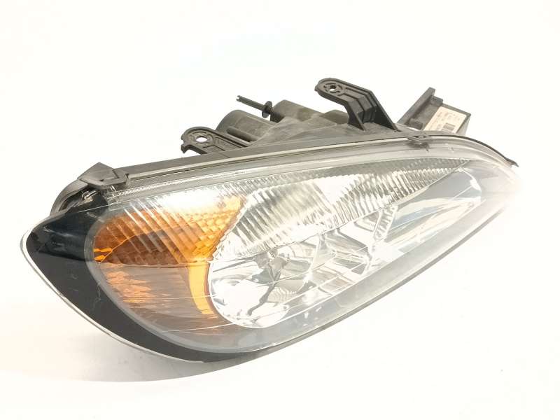 Recambio de faro derecho para nissan primera (p11) 1.6 16v referencia OEM IAM 260109F602  89006289 - Blanco 2