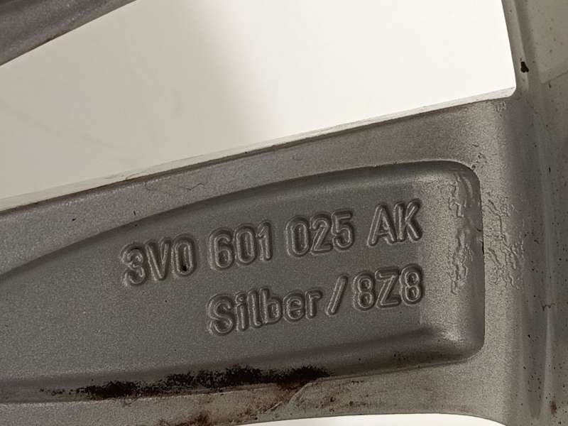 Recambio de llanta para skoda superb iii station wagon (3v5) 2.0 tdi referencia OEM IAM 3V0601025AK8Z8 6