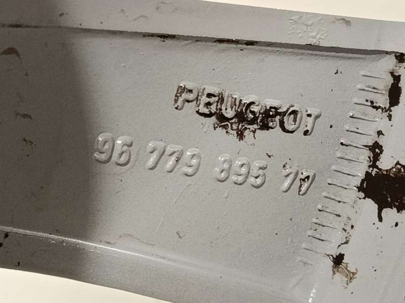 Recambio de llanta para peugeot 308 ii (lb_, lp_, lw_, lh_, l3_) 1.2 thp 110 referencia OEM IAM 9677989577 96779895TW - Blanco 6