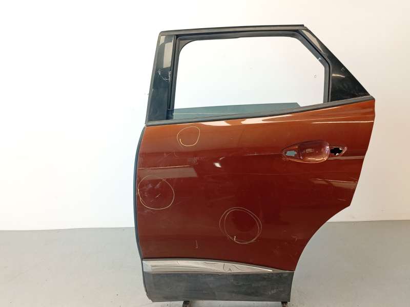 Recambio de puerta trasera izquierda para peugeot 3008 ii suv (mc_, mr_, mj_, m4_) 1.5 bluehdi 130 referencia OEM IAM 9815638880 - Marron