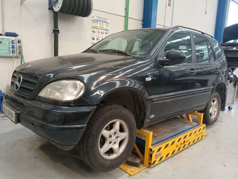 MERCEDES-BENZ CLASE M (W163)