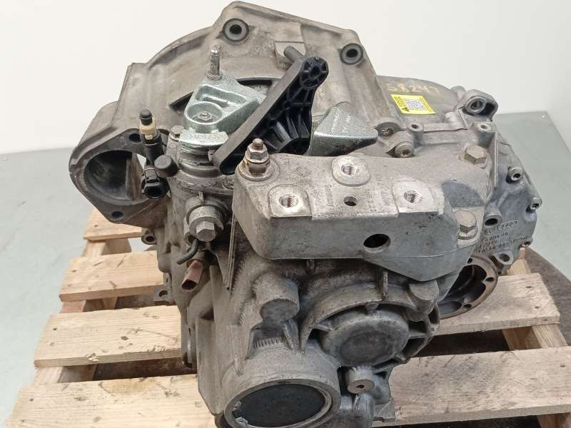 Recambio de caja cambios para volkswagen golf vi (5k1) 2.0 tdi referencia OEM IAM KXZ 02Q300045F 5