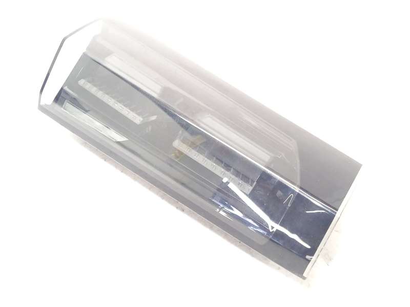 Recambio de piloto trasero izquierdo interior para peugeot 2008 ii (ud_, us_, uy_, uj_, ur_, uc_) 1.2 puretech 100 referencia OE - Blanco 2