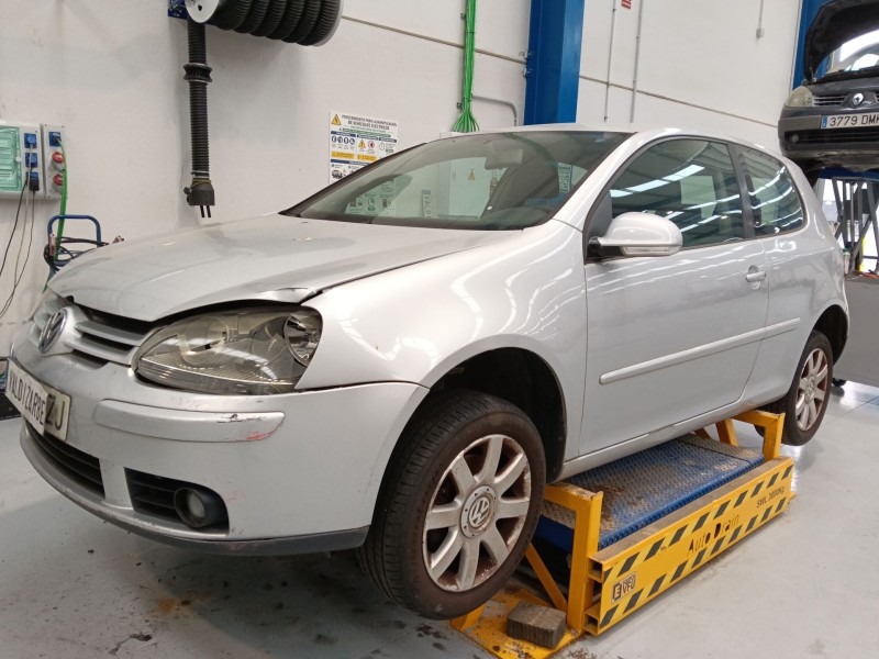 VOLKSWAGEN GOLF V (1K1)