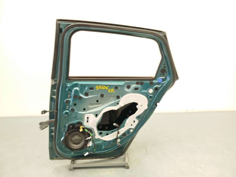 Recambio de puerta trasera derecha para peugeot 308 sw allure hybrid 145 referencia OEM IAM 9841570380 - Verde 6