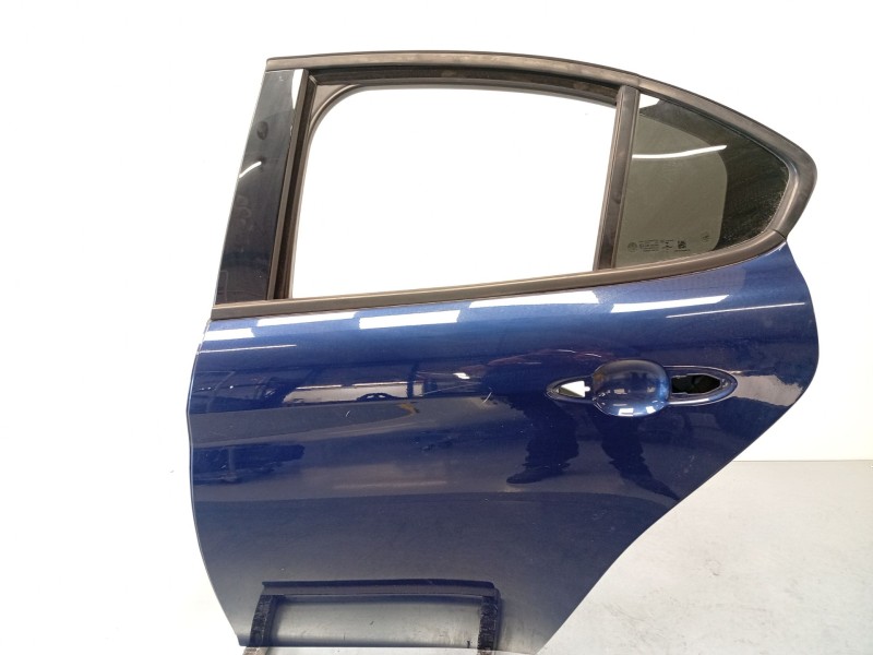PUERTA TRASERA IZQUIERDA 50549838 