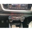 KIA STONIC (YB)