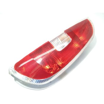 PILOTO TRASERO DERECHO 5J7945096 