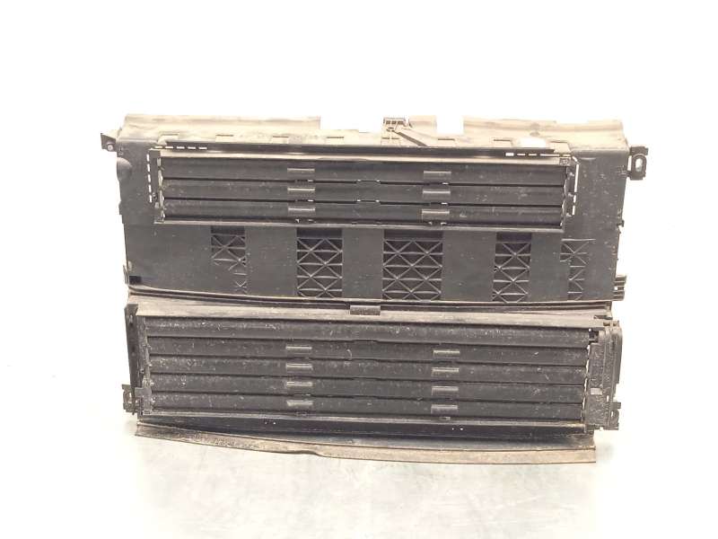 Recambio de rejilla aireadora para peugeot 308 sw iii (fc_, fj_, fr_, f4_, fn_) puretech 130 (frhnsl, frhnst) referencia OEM IAM - Negro