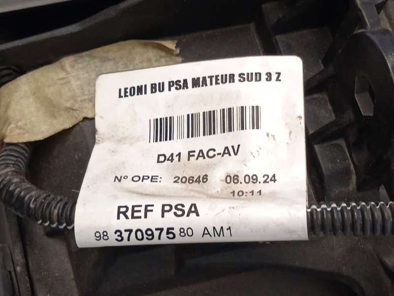 Recambio de panel frontal para peugeot 308 sw iii (fc_, fj_, fr_, f4_, fn_) puretech 130 (frhnsl, frhnst) referencia OEM IAM 983 - Negro 5
