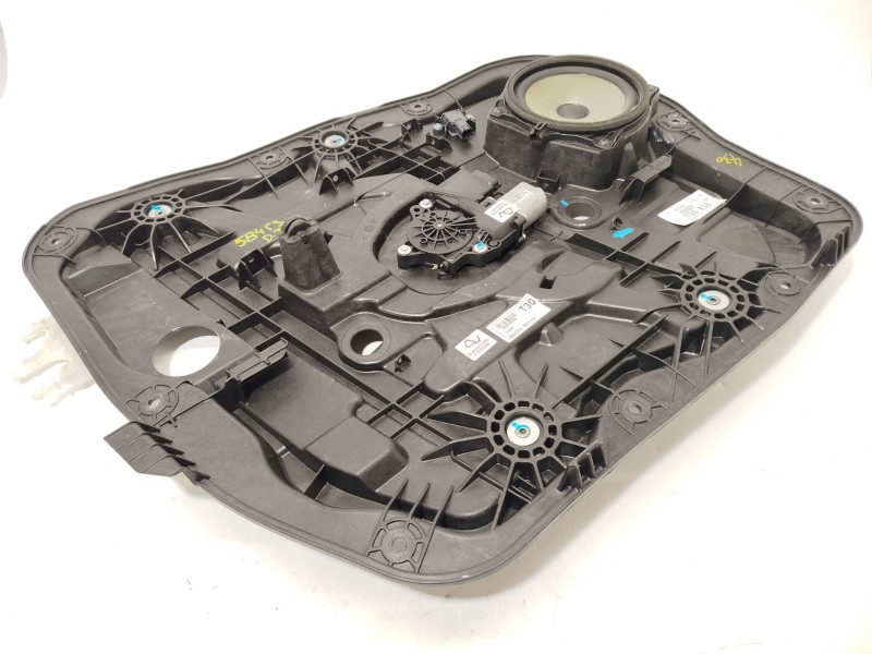 ELEVALUNAS DELANTERO IZQUIERDO 824702W110 824502W020 