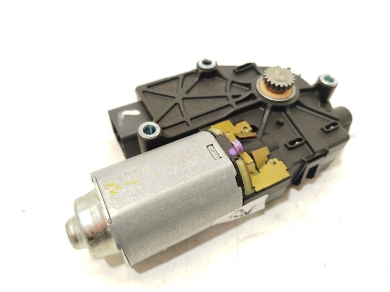 MOTOR TECHO ELECTRICO 816312W000 