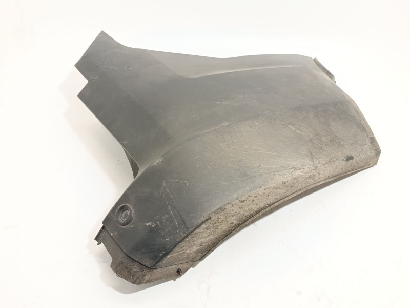 PUNTERA PARAGOLPES TRASERA DERECHA 2196035 