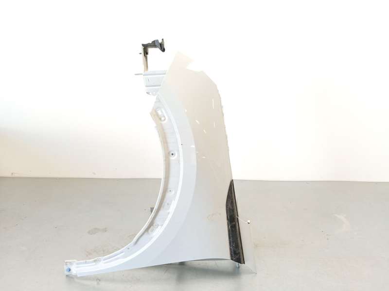 Recambio de aleta delantera izquierda para peugeot 2008 ii (ud_, us_, uy_, uj_, ur_, uc_) 1.2 puretech 100 referencia OEM IAM 98