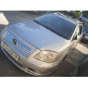 TOYOTA AVENSIS BERLINA (T25)