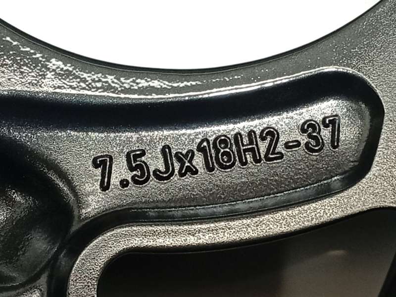 Recambio de llanta para alfa romeo tonale (965_) 1.5 mild hybrid referencia OEM IAM 50569059 - Blanco 5