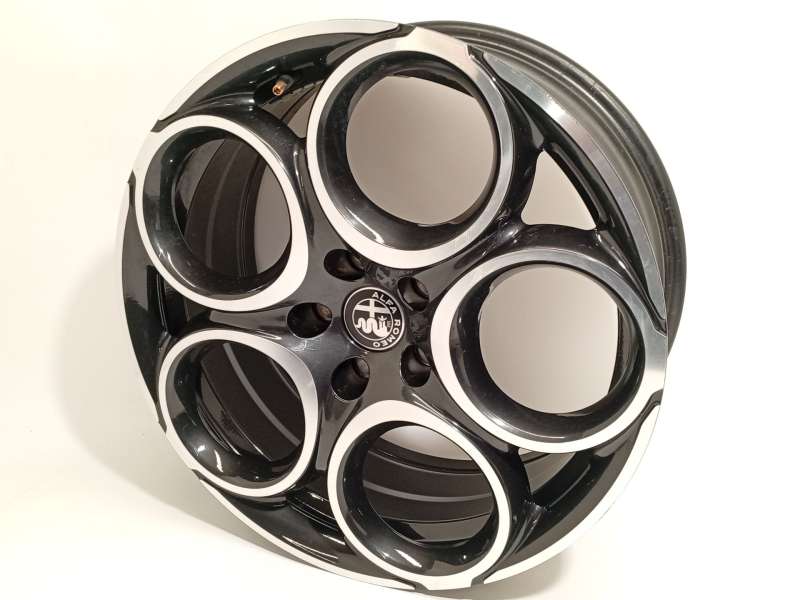 Recambio de llanta para alfa romeo tonale (965_) 1.5 mild hybrid referencia OEM IAM 50569059 - Blanco 2