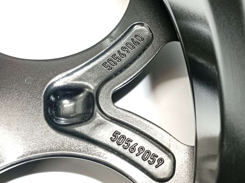 Recambio de llanta para alfa romeo tonale (965_) 1.5 mild hybrid referencia OEM IAM 50569059 - Blanco 8