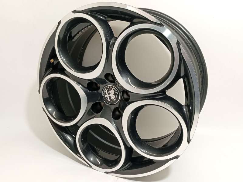Recambio de llanta para alfa romeo tonale (965_) 1.5 mild hybrid referencia OEM IAM 50569059 - Blanco 2
