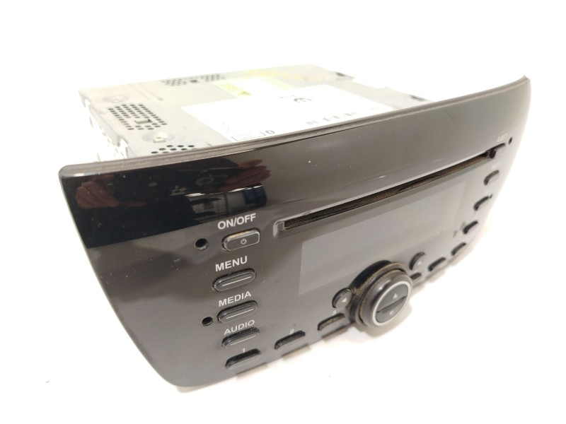 SISTEMA AUDIO / RADIO CD 52059488 0520594880