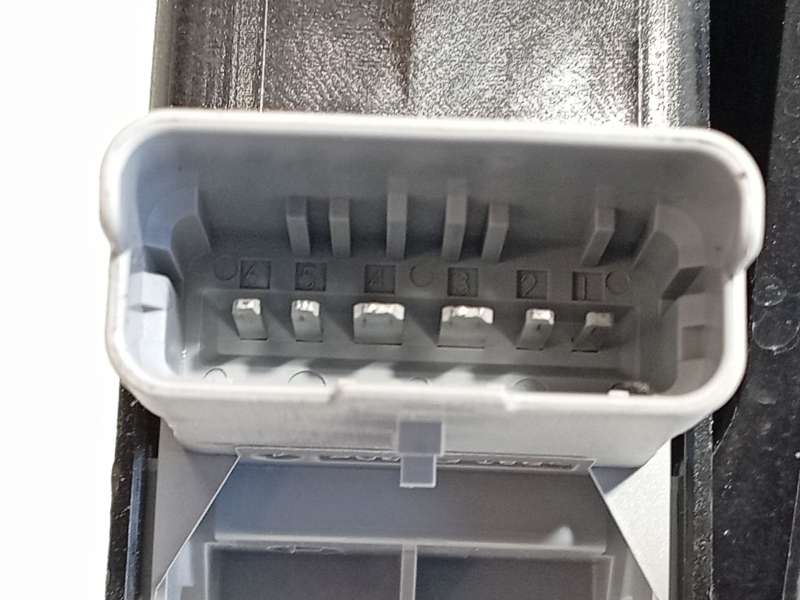Recambio de elevalunas delantero derecho para peugeot 2008 ii (ud_, us_, uy_, uj_, ur_, uc_) 1.2 puretech 100 referencia OEM IAM - Blanco 3