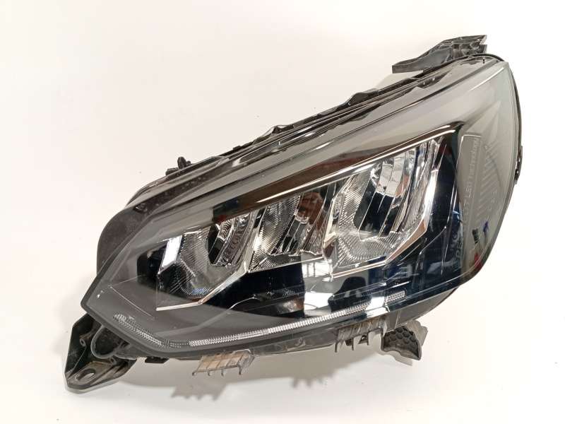 Recambio de faro izquierdo para peugeot 2008 ii (ud_, us_, uy_, uj_, ur_, uc_) 1.2 puretech 100 referencia OEM IAM 9855524680  L - Blanco