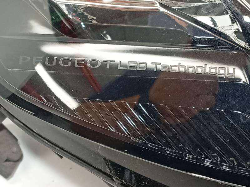 Recambio de faro izquierdo para peugeot 2008 ii (ud_, us_, uy_, uj_, ur_, uc_) 1.2 puretech 100 referencia OEM IAM 9855524680  L - Blanco 3