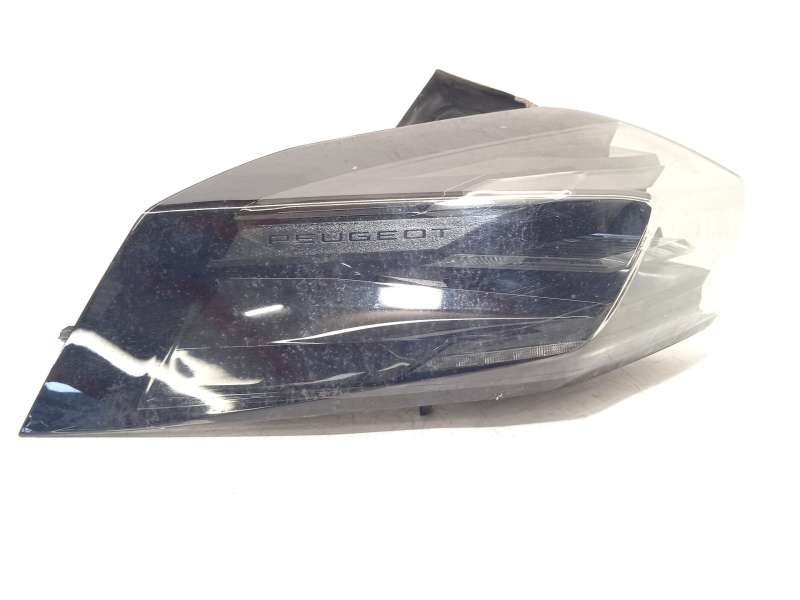 Recambio de piloto trasero izquierdo para peugeot 2008 ii (ud_, us_, uy_, uj_, ur_, uc_) 1.2 puretech 100 referencia OEM IAM 985 2