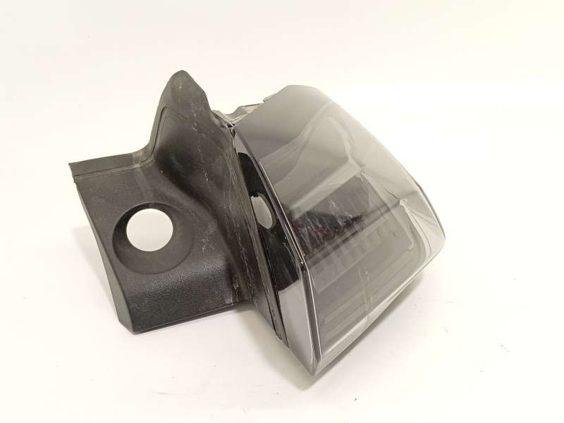 Recambio de piloto trasero derecho para peugeot 2008 ii (ud_, us_, uy_, uj_, ur_, uc_) 1.2 puretech 100 referencia OEM IAM 98504 - Blanco 2