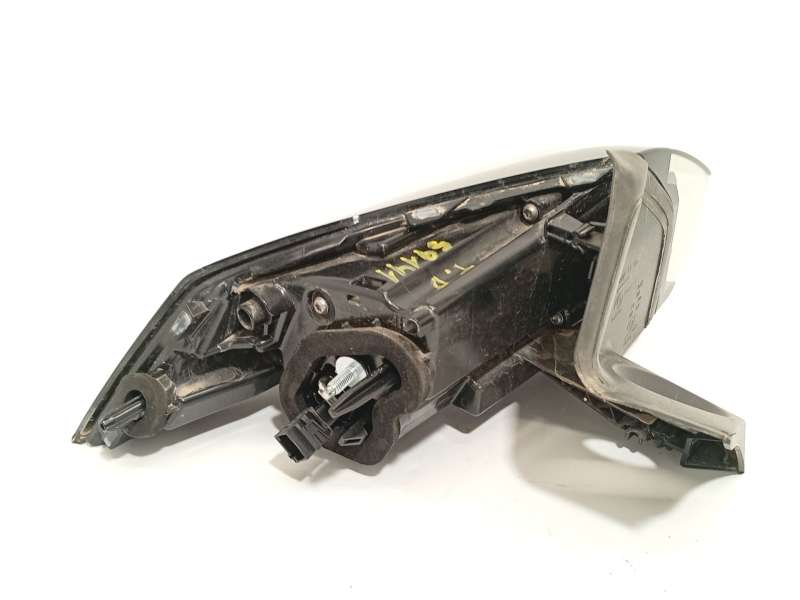 Recambio de piloto trasero derecho para peugeot 2008 ii (ud_, us_, uy_, uj_, ur_, uc_) 1.2 puretech 100 referencia OEM IAM 98504 - Blanco 3