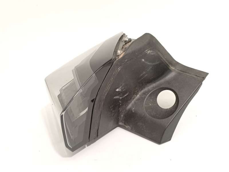 Recambio de piloto trasero izquierdo para peugeot 2008 ii (ud_, us_, uy_, uj_, ur_, uc_) 1.2 puretech 100 referencia OEM IAM 985 - Blanco 3