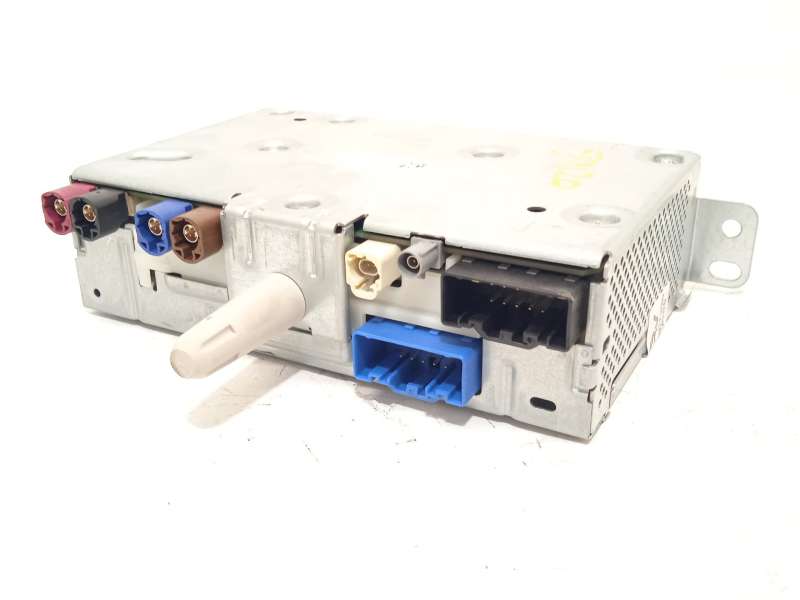 Recambio de sistema audio / radio cd para peugeot 2008 ii (ud_, us_, uy_, uj_, ur_, uc_) 1.2 puretech 100 referencia OEM IAM 987 3
