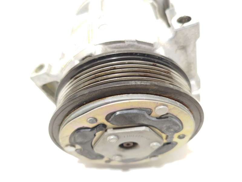 Recambio de compresor aire acondicionado para peugeot 2008 ii (ud_, us_, uy_, uj_, ur_, uc_) 1.2 puretech 100 referencia OEM IAM - Blanco 3