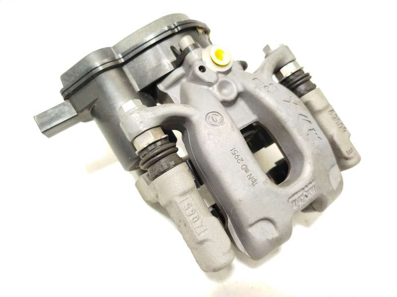 Recambio de pinza freno trasera derecha para peugeot 2008 ii (ud_, us_, uy_, uj_, ur_, uc_) 1.2 puretech 100 referencia OEM IAM - Blanco