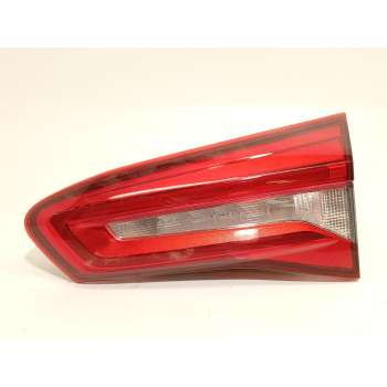 PILOTO TRASERO DERECHO INTERIOR JX7B13A602HC 2641000 