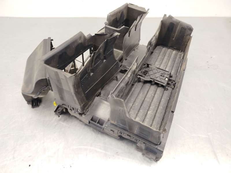 Recambio de rejilla aireadora para peugeot 3008 ii suv (mc_, mr_, mj_, m4_) 1.2 thp/ puretech 130 (mrhnsm, mrhnsu, mrhnsj, mrhny - Gris 2