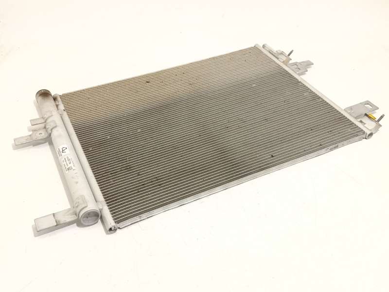 Recambio de condensador / radiador aire acondicionado para peugeot 5008 ii (mc_, mj_, mr_, m4_) 1.2 (mrhnyh, mrhnyw, mrhnsj, mrh - Azul
