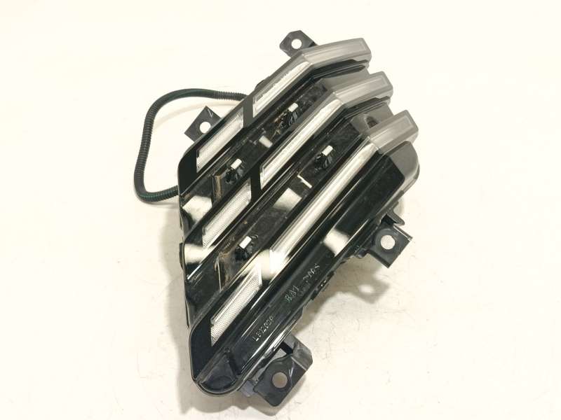 Recambio de piloto delantero derecho para peugeot 5008 ii (mc_, mj_, mr_, m4_) 1.2 (mrhnyh, mrhnyw, mrhnsj, mrhnsu, mrhnsm) refe - Azul